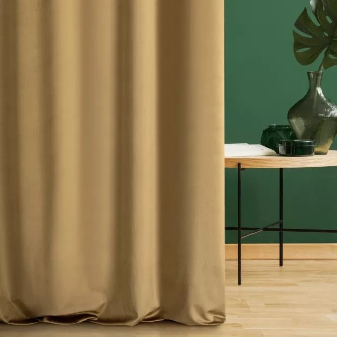 Zasłona szyta na taśmie fala ENYA jasnobrązowa z miękkiej półmatowej tkaniny welwetowej
