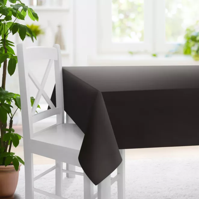 Obrus szyty ciemnobrązowy z jednokolorowej gładkiej tkaniny