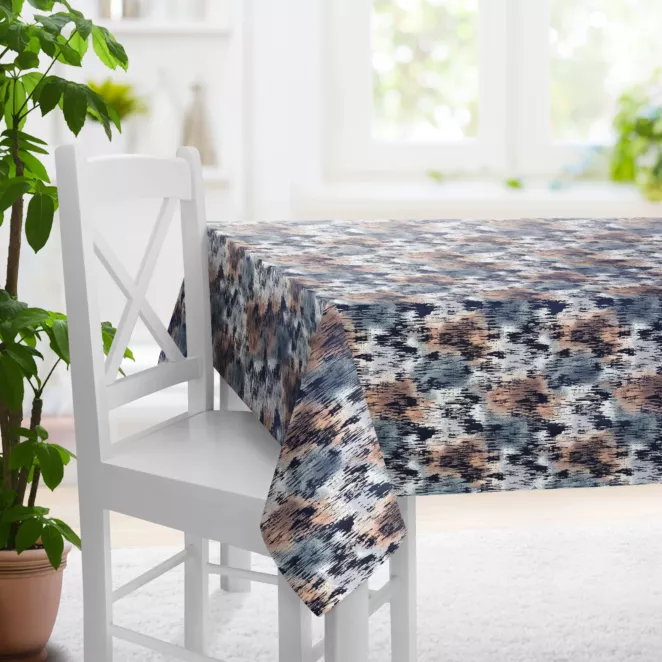 Obrus szyty MILLIE granatowy TKANINA STRUKTURALNA