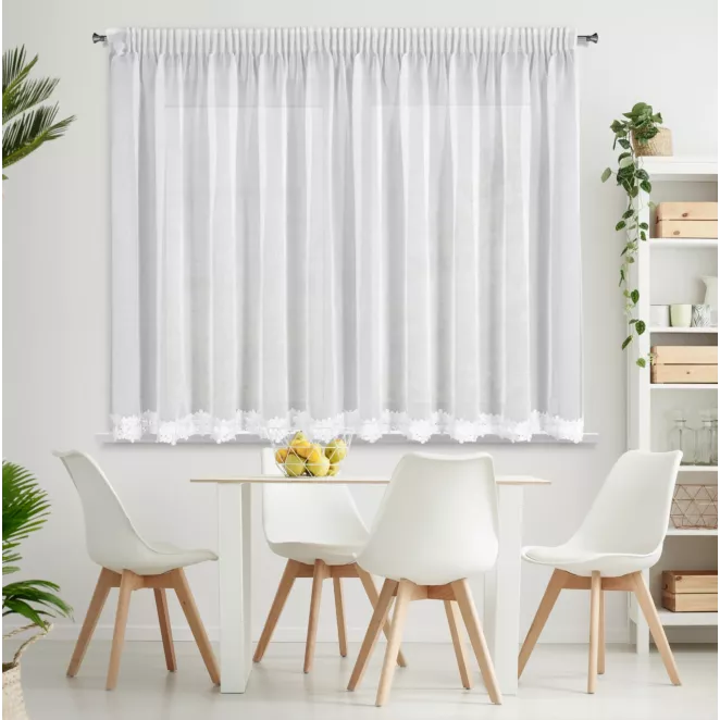 Firana biała z etaminy zdobiona haftowaną gipiurą w kwiaty 350x155 cm taśma - KAJA Eurofirany