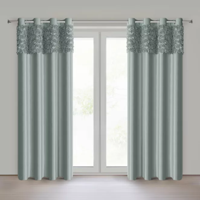 Zasłona miętowa z welwetu zdobiona aplikacją 3D róż 140x250 cm przelotka - ROSES Eva Minge Eurofirany