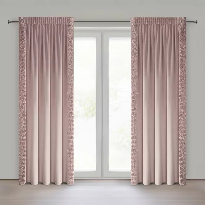 Zasłona pudrowa z welwetu zdobiona aplikacją 3D róż 140x270 cm taśma - ROSES Eva Minge Eurofirany