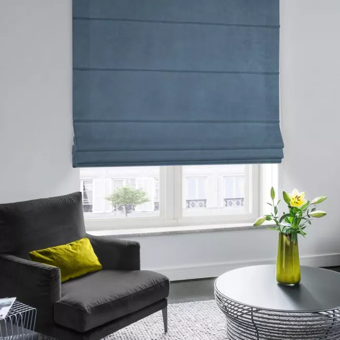 Roleta rzymska ITALIA ciemnoniebieska z tkaniny welwetowej o delikatnym połysku