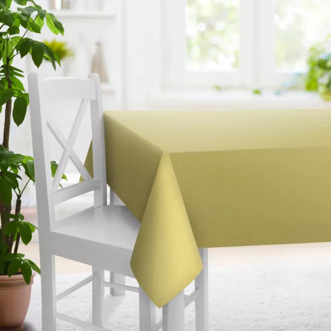 Obrus szyty musztardowo oliwkowy z gładkiej tkaniny zaciemniającej typu blackout