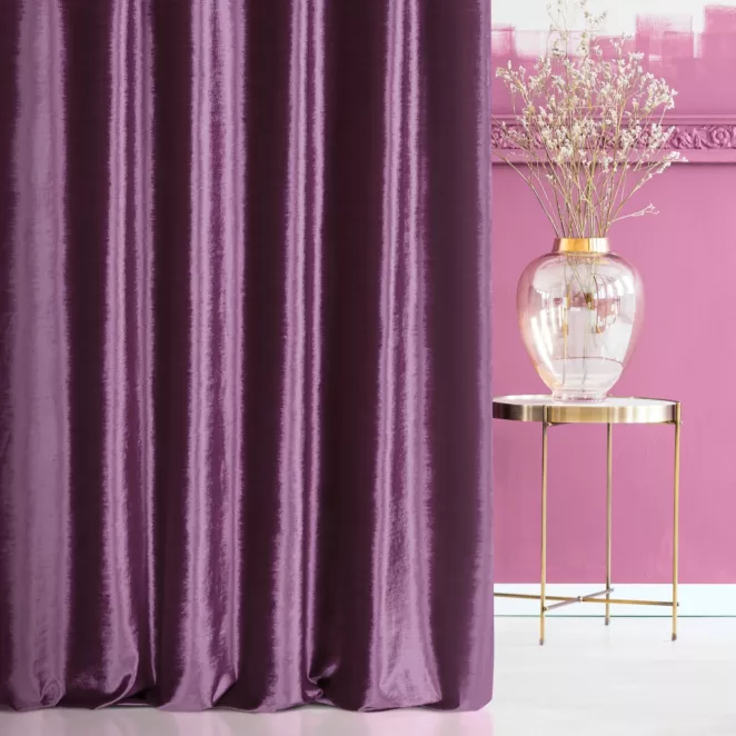 Tkanina zasłonowa z błyszczącego welwetu i efektem kreszowania Eurofirany
