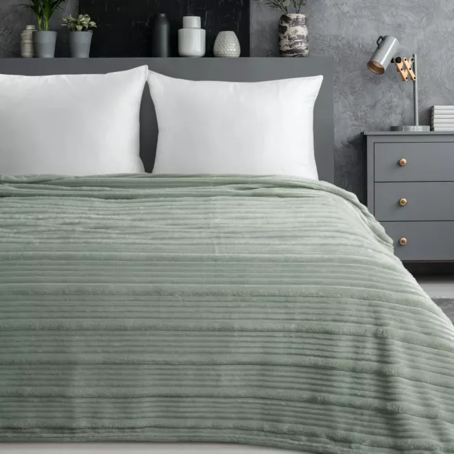 Koc 150x200 cm szałwiowy, typu flano z wzorem 3D NINA Eurofirany