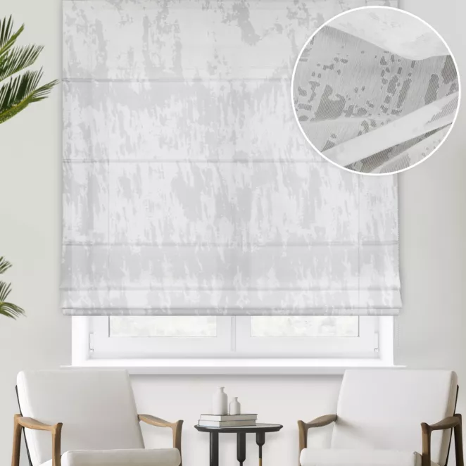 Roleta rzymska biała z tkaniny batystowej z motywem przecierki