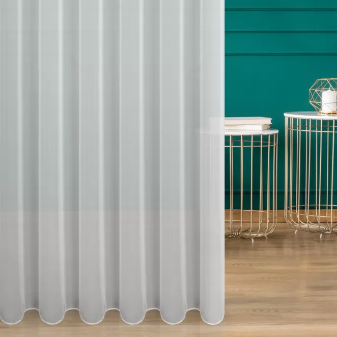 Firana szyta na taśmie 8 cm biała z półprzezroczystej, matowej tkaniny w prążki o niestandardowej wysokości 360cm, wykończona obciążnikiem