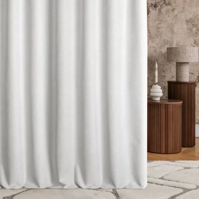 Zasłona szyta na taśmie fala naturalno jasnobeżowa z dwustronnej tkaniny zaciemniającej 100% blackout, o strukturze weluru