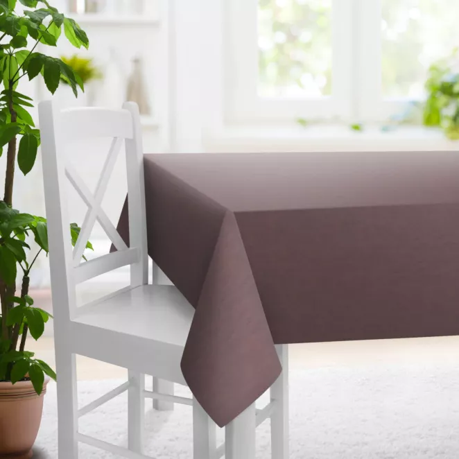Obrus szyty ciemnofioletowy z miękkiej półmatowej tkaniny welwetowej