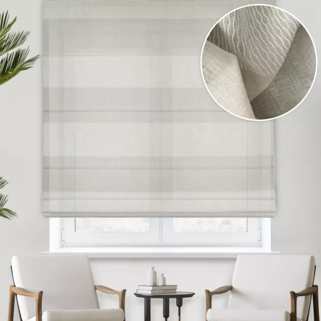 Roleta rzymska beżowa z matowej tkaniny przeszywana błyszczącą nicią