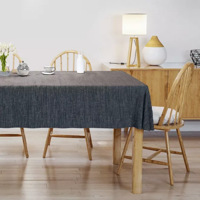 Obrus szyty granatowy z szenilowej tkaniny z dodatkiem połyskującej nici