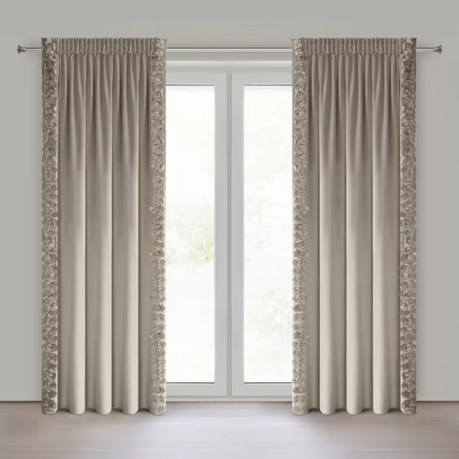 Zasłona beżowa z welwetu zdobiona aplikacją 3D róż 140x270 cm taśma - ROSES Eva Minge Eurofirany