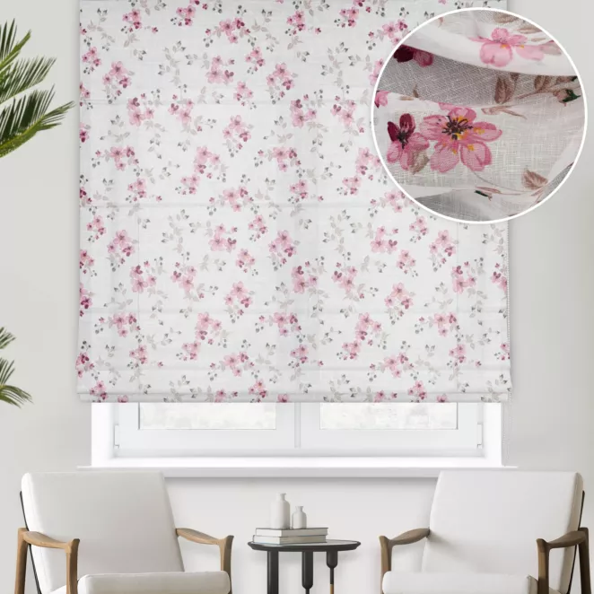 Roleta rzymska biało różowa z tkaniny typu ETAMINA z kwiatowym nadrukiem, wykończona obciążnikiem