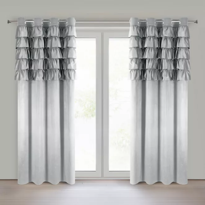 Zasłona srebrna zdobiona falbanami z welwetu 140x250 cm przelotka AURA Eurofirany