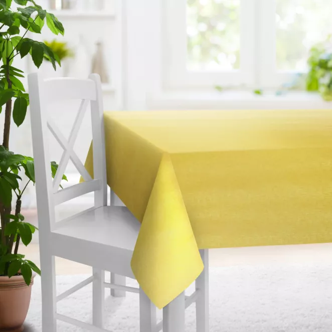 Obrus szyty CANDY musztardowy z tkaniny z strukturalnym spolotem