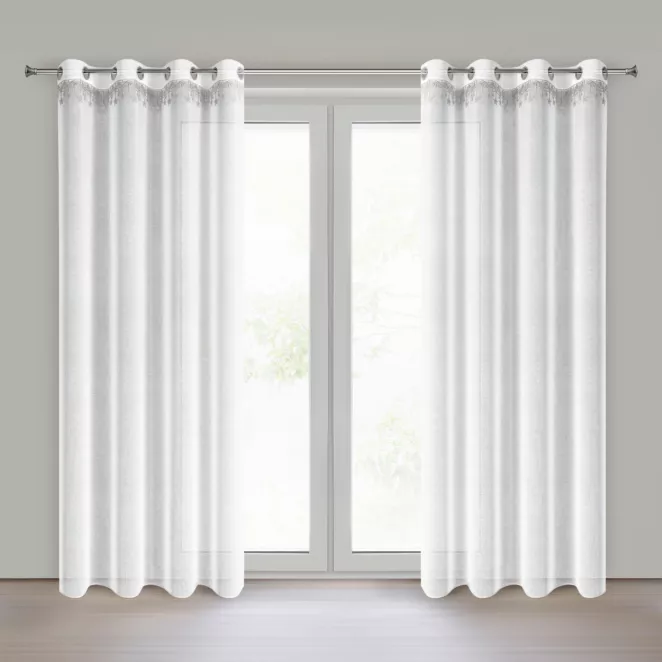 Firana świąteczna biało, srebrna z etaminy zdobiona aplikacją z motywem gwiazdek 140x250 cm przelotki - XMAS Eurofirany