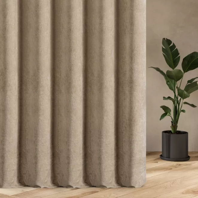 Zasłona szyta na taśmie fala beżowa z tkaniny o szenilowej strukturze