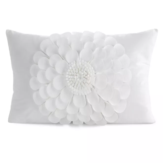 Poszewka na poduszkę 30 x 50 cm z welwetu kolor kremowy zdobiona kwiatem 3D FLORES 2 Eurofirany