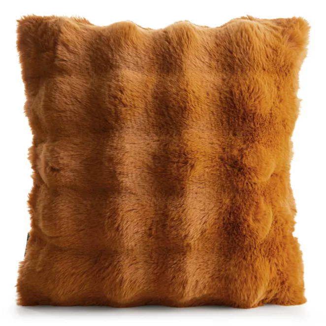 Poszewka na poduszkę 45x45 cm z futerka kolor miodowy zdobiona efektem 3D LILY Eurofirany