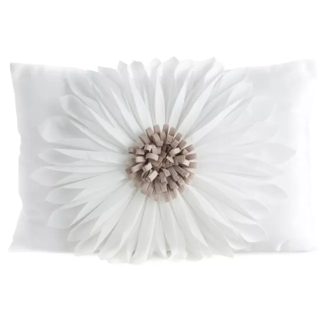 Poszewka na poduszkę 30 x 50 cm z welwetu kolor kremowo, beżowy zdobiona kwiatem 3D FLORES 3 Eurofirany