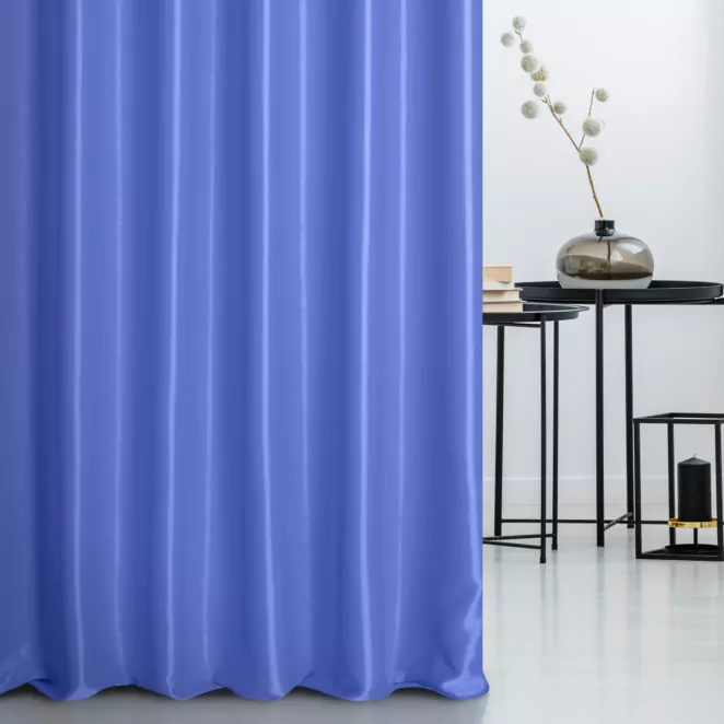 Zasłona szyta na taśmie fala niebieska z tkaniny trudnopalnej, zaciemniającej, typu blackout