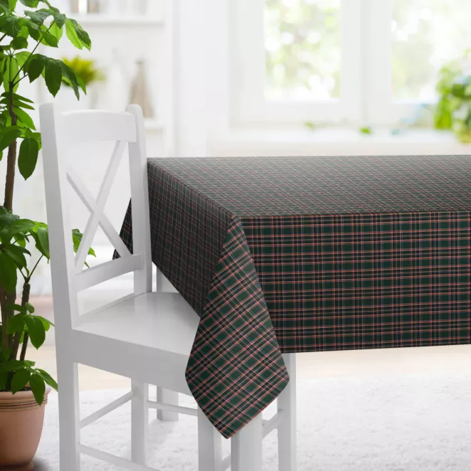 Obrus szyty zielono granatowy z delikatnej tkaniny w kratkę