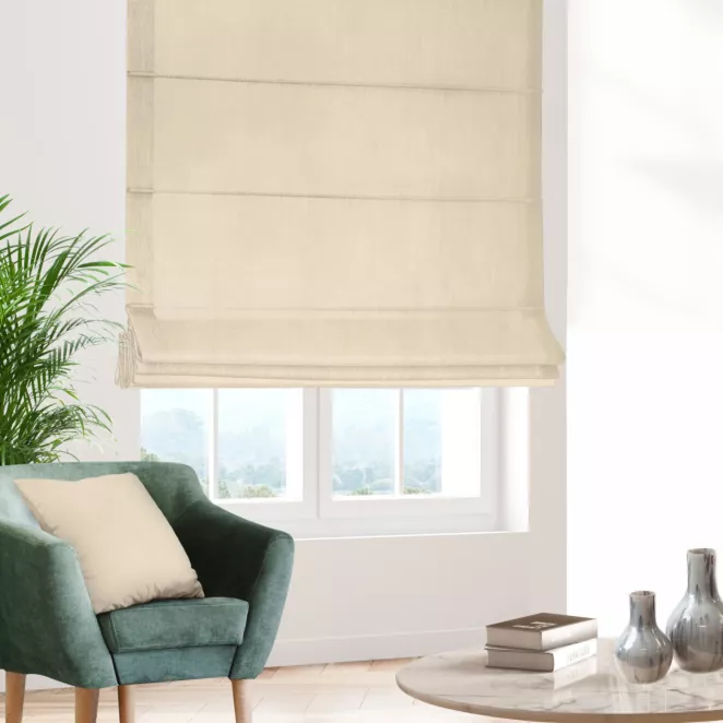 Roleta rzymska kremowa z miękkiej tkaniny welwetowej