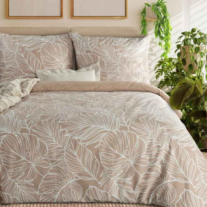 Pościel 140x200 cm komplet 2 częściowy satyna bawełniana kolor jasnobrązowy, biały z egzotycznym motywem SPRING 81 Eurofirany