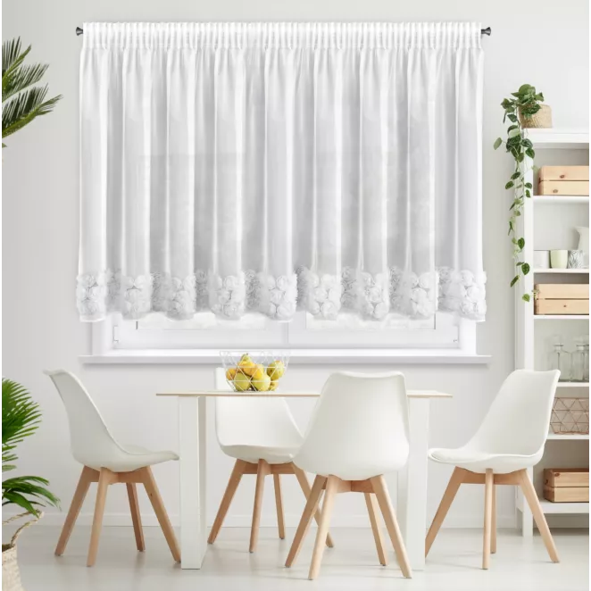 Firana z siateczki biała zdobiona pasem aplikacji róż 3D 350x160 cm taśma ROSES Eva Minge Eurofirany