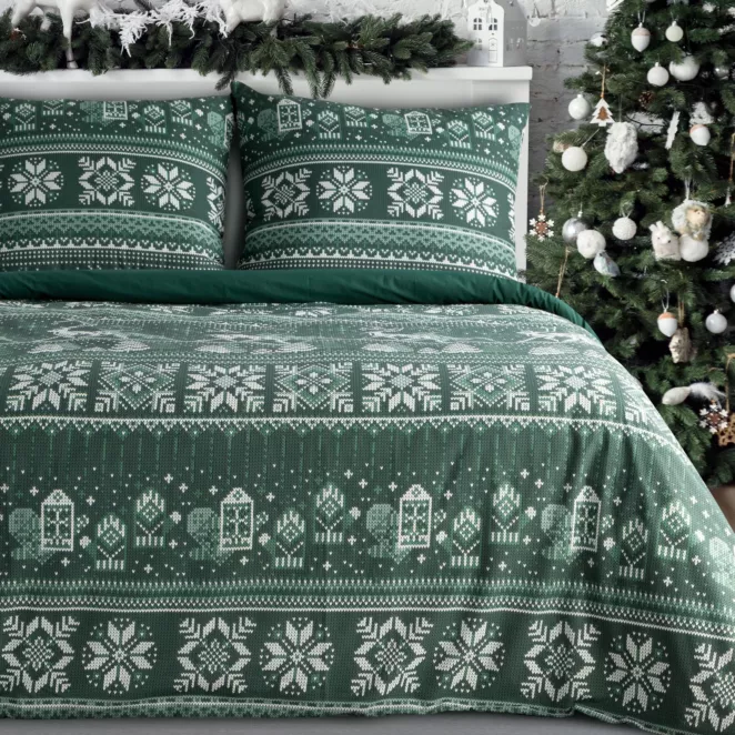 Pościel świąteczna 140x200 cm bawełna ranforce kolor ciemnozielony, biały z subtelnym nadrukiem CLOVER Eurofirany
