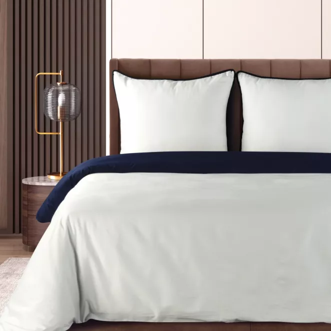 Pościel 140x200 cm z makosatyny bawełnianej kolor biały, ciemnogranatowy dwustronna z sznurem dekoracyjnym na brzegach Eurofirany Premium