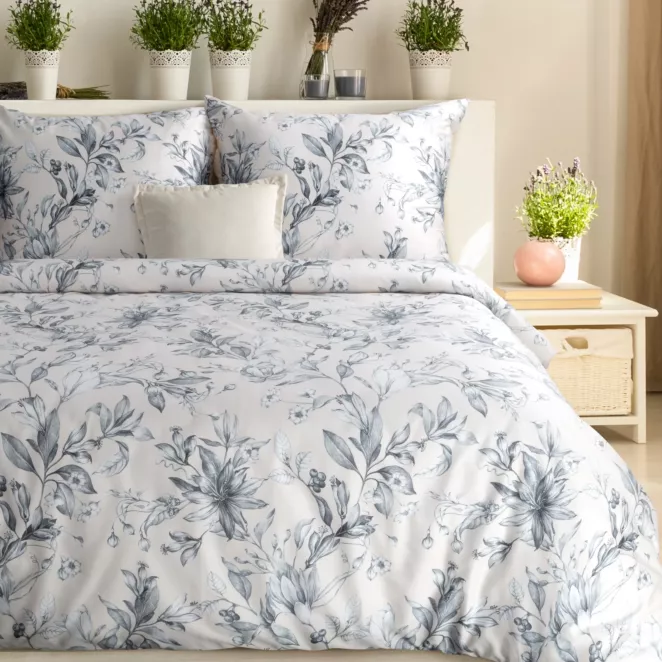 Pościel 160x200 cm komplet 3 częściowy z makosatyny bawełnianej kolor  pudrowo niebieski z motywem kwiatów Eurofirany Premium