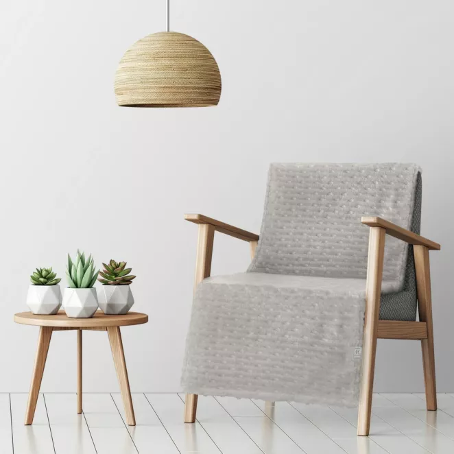 Narzuta-koc na fotel 70x160 cm srebrna z wytłaczanym wzorem pasów LISA DESIGN 91 Eurofirany