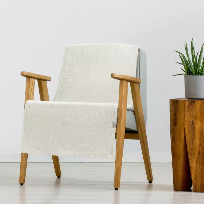 Narzuta-koc na fotel z polaru 70x160 cm biały LORI DESIGN 91 Eurofirany