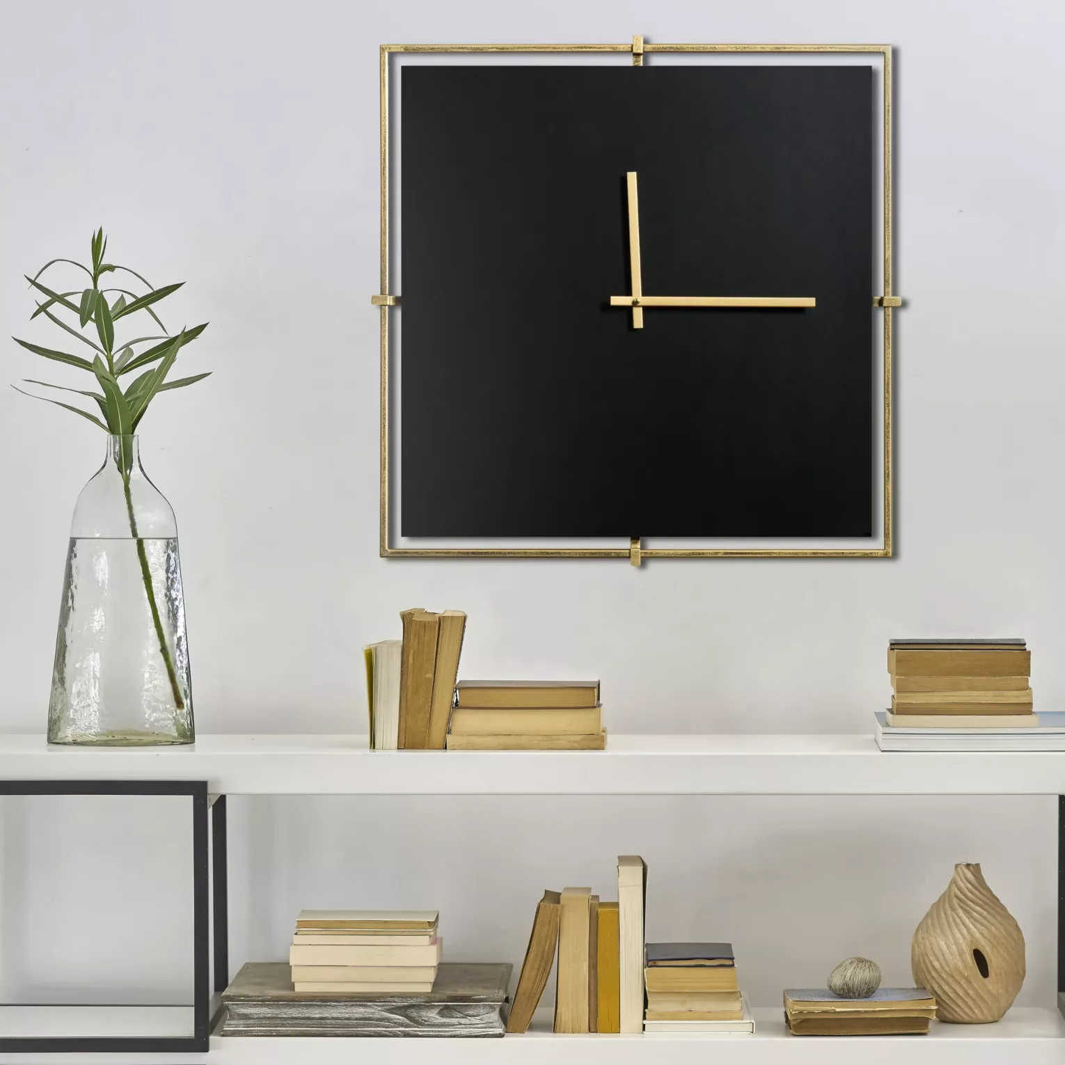 Zegar ścienny czarno-złoty w stylu nowoczesnym z metalu 80x5x80 cm Eurofirany