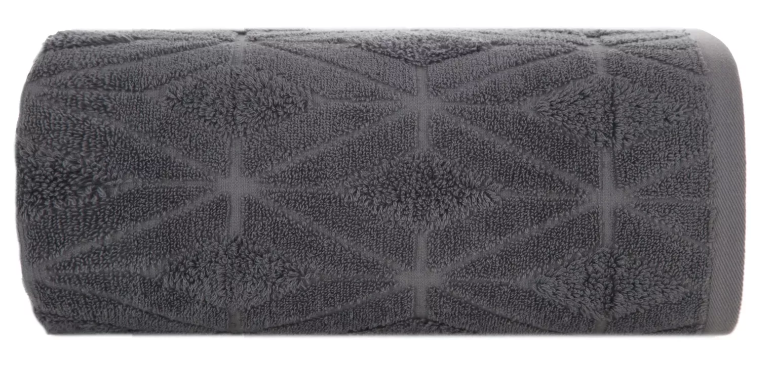 Ręcznik kąpielowy 50X90 cm bawełniany kolor stalowy zdobiony geometrycznym wzorem 500 g/m2 SENDI Eurofirany