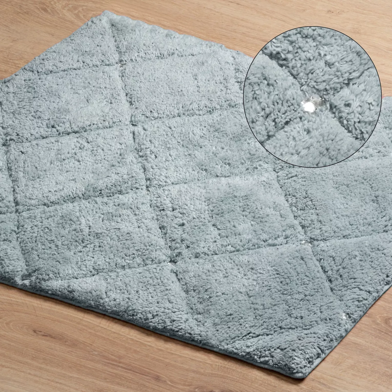 Dywanik łazienkowy bawełniany zdobiony geometrycznym wzorem z kryształkami 60x90 cm CHIC Eurofirany