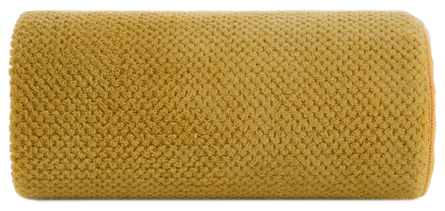 Ręcznik kąpielowy 50x90 cm szybkoschnący z mikrofibry kolor musztardowy o ryżowej strukturze 280 g/m2 ZOE 1 Eurofirany