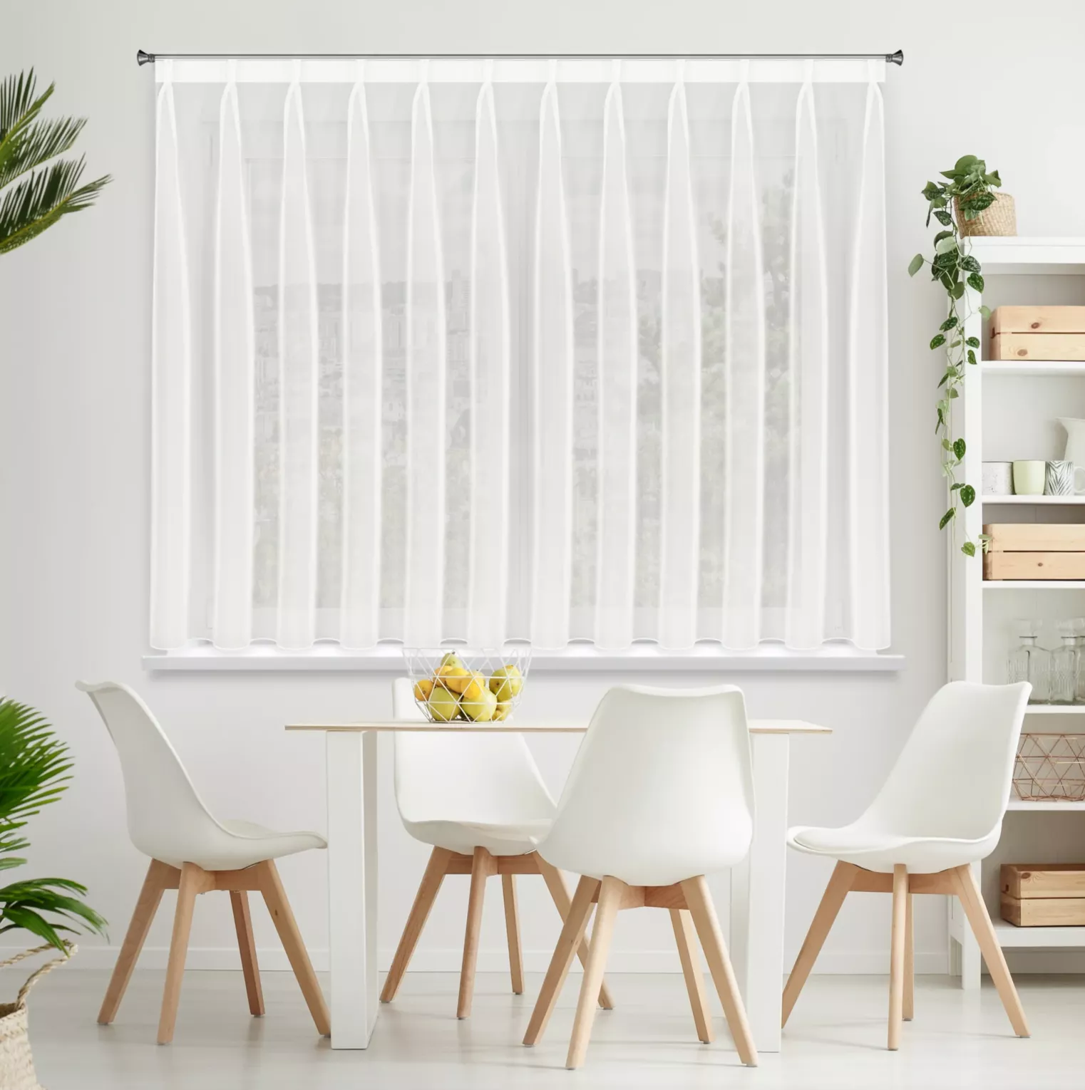 Firana kremowa z gładkiego mlecznego woalu wykończona szwem obciążającym VIOLET 250x160 cm flex 1:2 Eurofirany