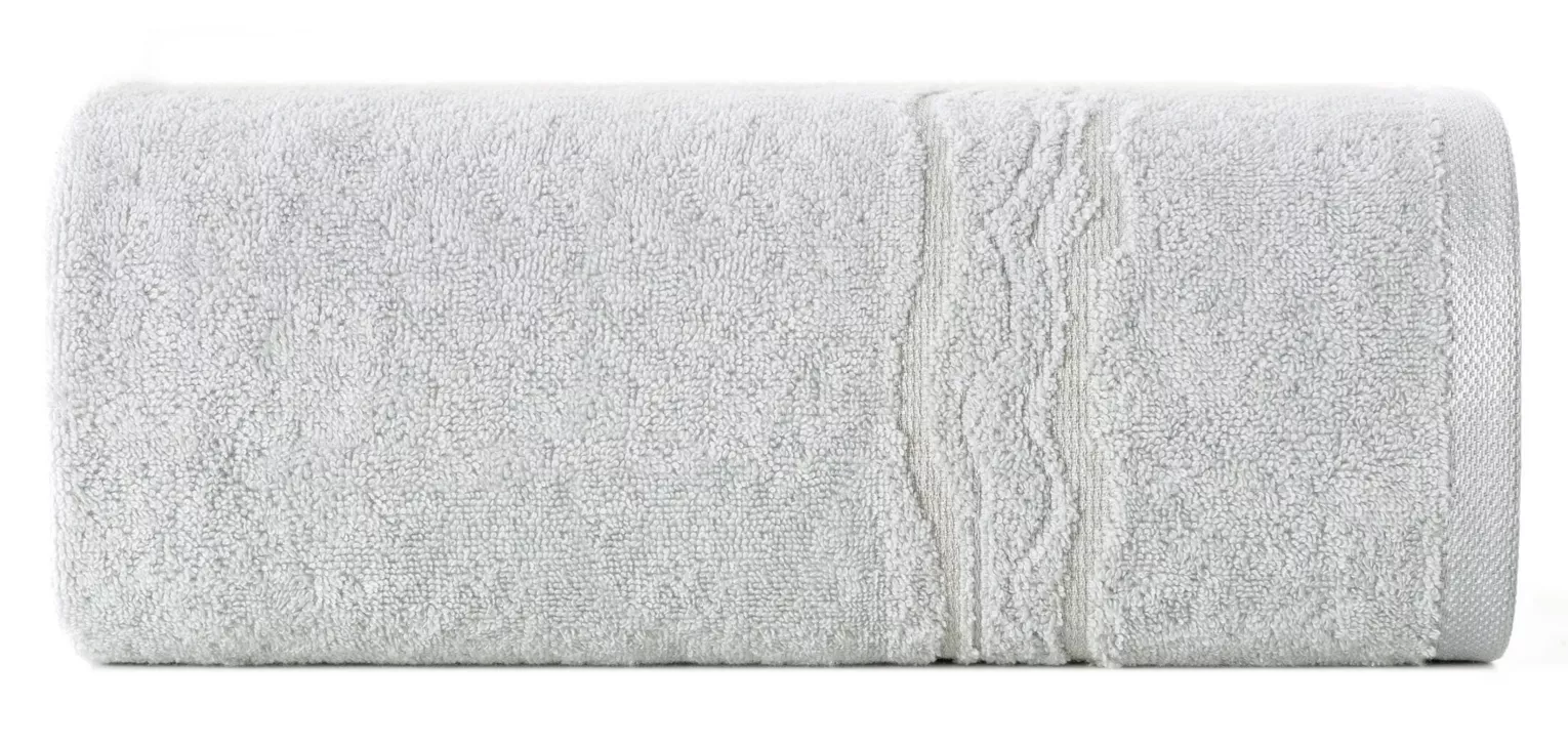 Ręcznik do rąk 30x50 cm bawełniany kolor srebrny zdobiony bordiurą z błyszczącym wzorem 500 g/m2 KARIN Eurofirany