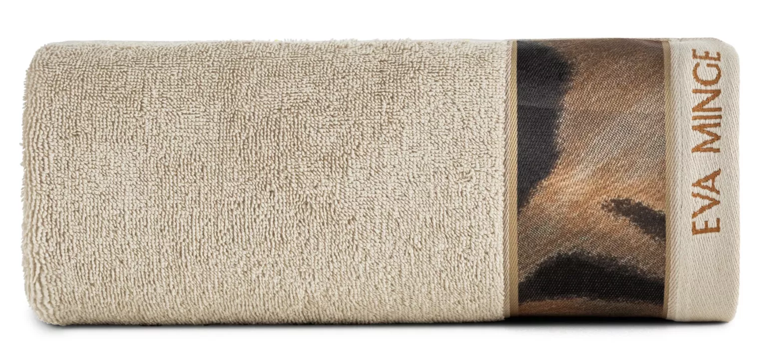 Ręcznik kąpielowy 50X90 cm bawełniany kolor beżowy,czarny z designerską bordiurą 500 g/m2 EVA 23 Eva Minge Eurofirany
