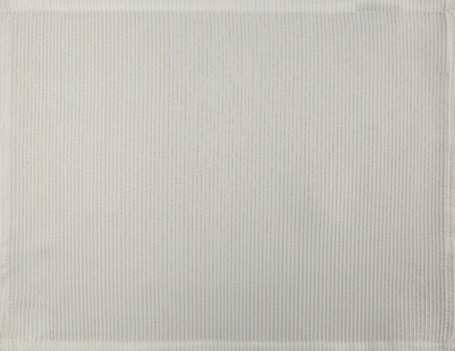 Komplet serwetek 4 szt 30x40 cm biały ALISA przetykanych złotą nicią tworzącą wzór pasów