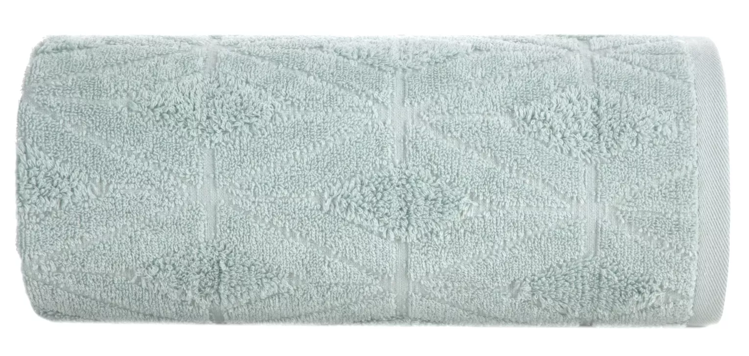 Ręcznik kąpielowy 50X90 cm bawełniany kolor miętowy zdobiony geometrycznym wzorem 500 g/m2 SENDI Eurofirany