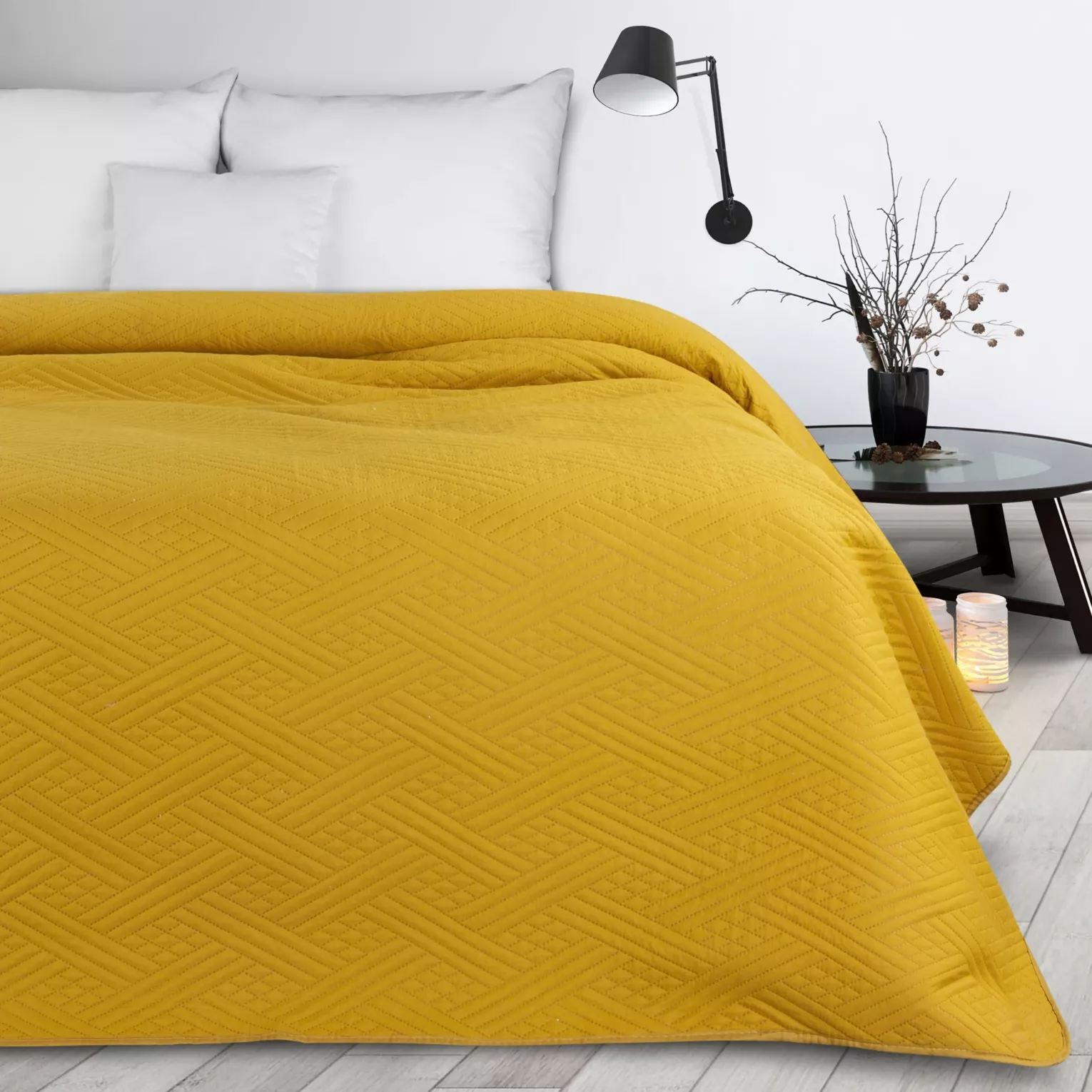 Narzuta musztardowa 170x210 cm z geometrycznym wzorem wykonana techniką hot press BONI DESIGN 91 Eurofirany