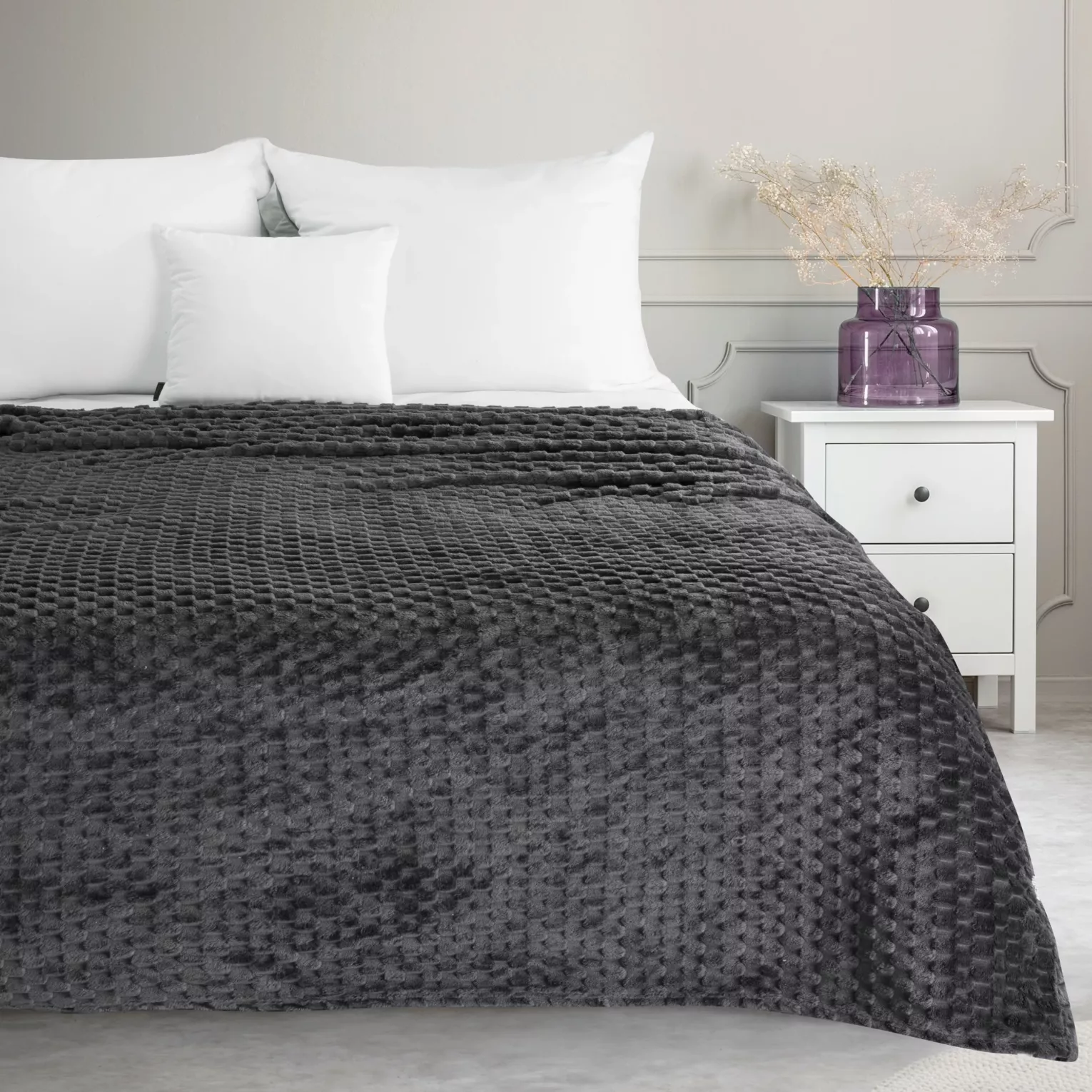 Koc  200x220 cm stalowy bardzo miękki w dotyku z wytłaczanym wzorem 3D CINDY 6 DESIGN 91 Eurofirany
