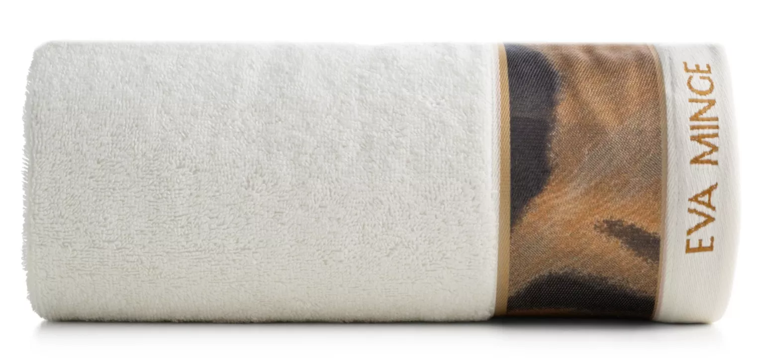 Ręcznik kąpielowy 50X90 cm bawełniany kolor kremowy, czarny z designerską bordiurą 500 g/m2 EVA 23 Eva Minge Eurofirany