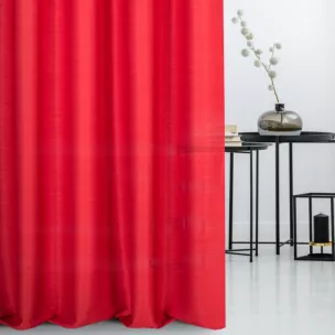 Zasłona szyta na flexach czerwona z miękkiej tkaniny o naturalnym splocie w stylu ekologicznym