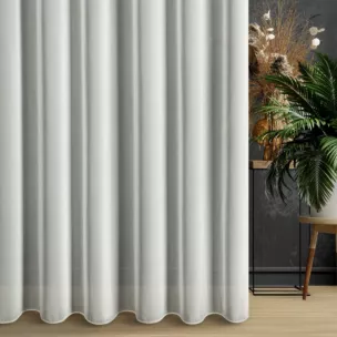 Firana szyta na taśmie 8 cm naturalna z delikatnej w dotyku i gęstym splocie tkaniny, wykończona obciążnikiem