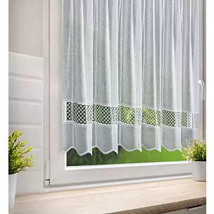 Tkanina firanowa zazdrostka z matowej etaminy zdobiona ażurową aplikacją Eurofirany